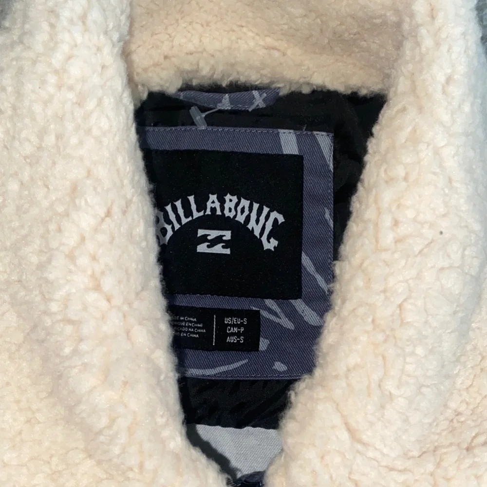 Billabong Men’s Patterned Jacket - Picture 4 of 6